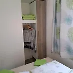 Mobilheim Bei Georg 营地