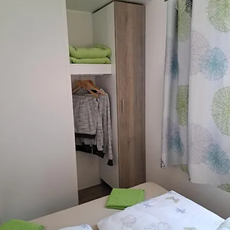 Mobilheim Bei Georg אתר קמפינג